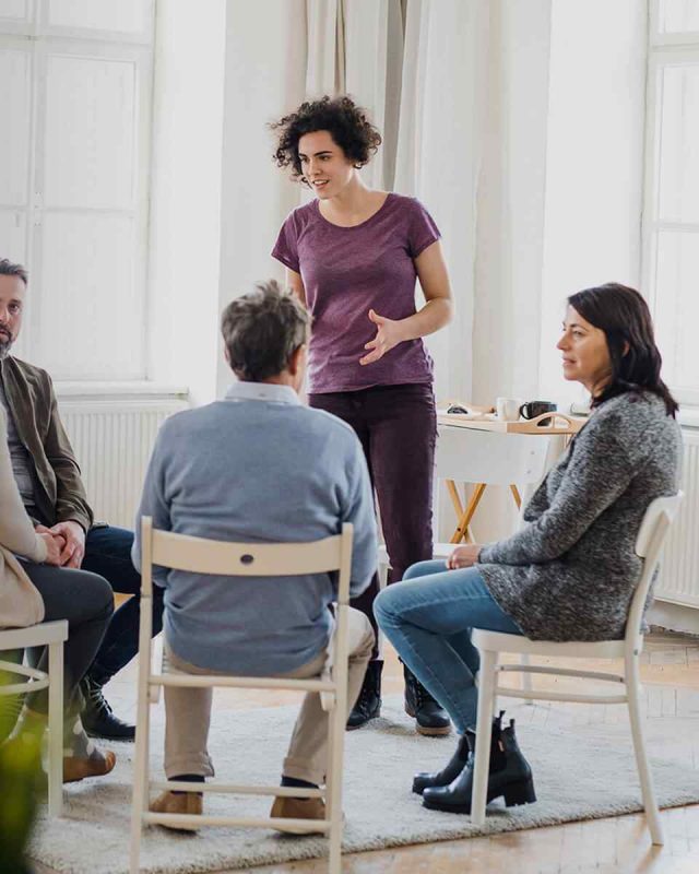 سيطر على علاقتك مع الاخرين حيل علم النفس