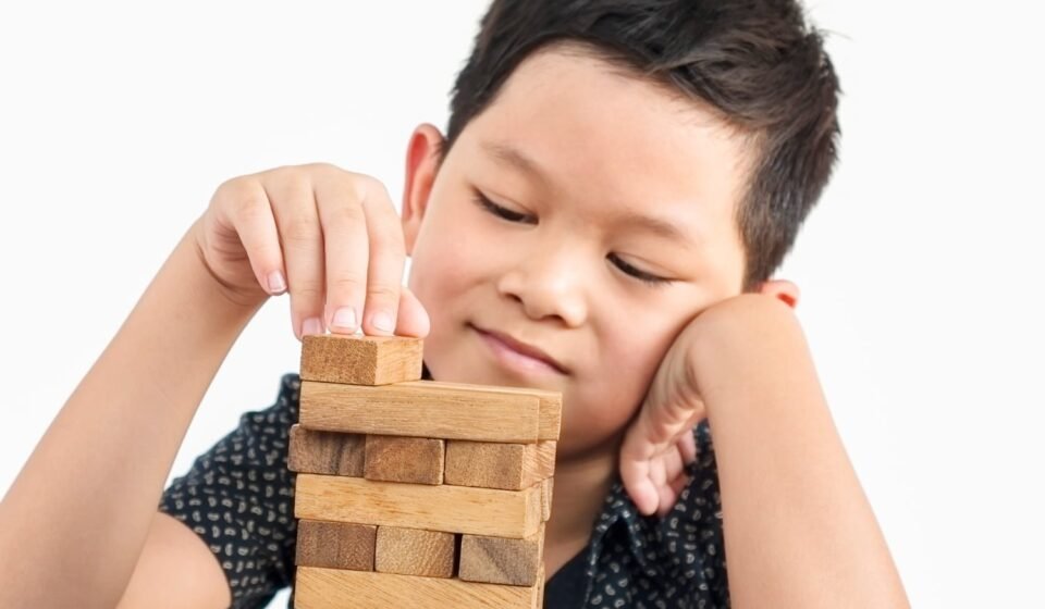 كيف نتعامل مع فرط الحركة عند الأطفال فرط الحركة عند الأطفال