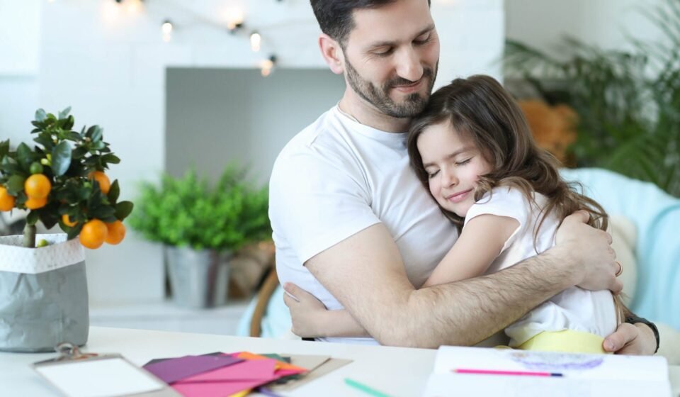 كيف يكون الأب سوبرمان لإبنته كيف يكون الأب سوبرمان لإبنته