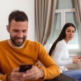 علامات تدل على أن الخيانة