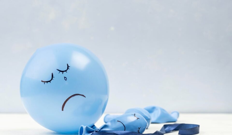 أسباب كبت المشاعر لدى الناس أسباب كبت المشاعر لدى الناس