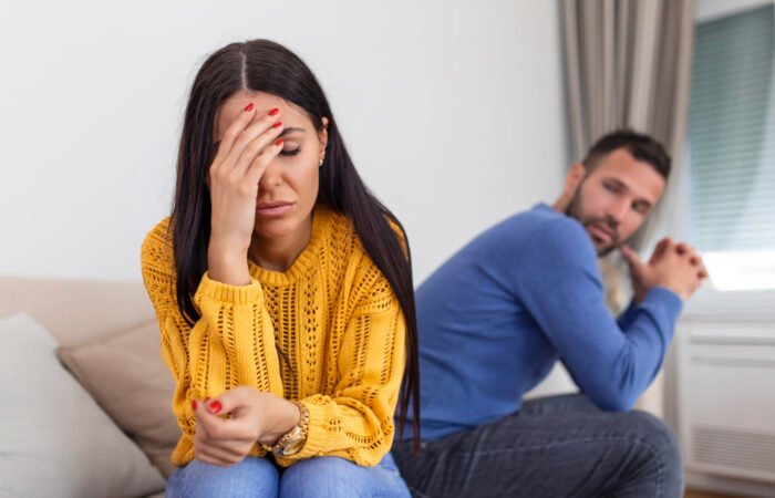 اكتئاب ما قبل الزواج: الأعراض والأسباب، العلاج