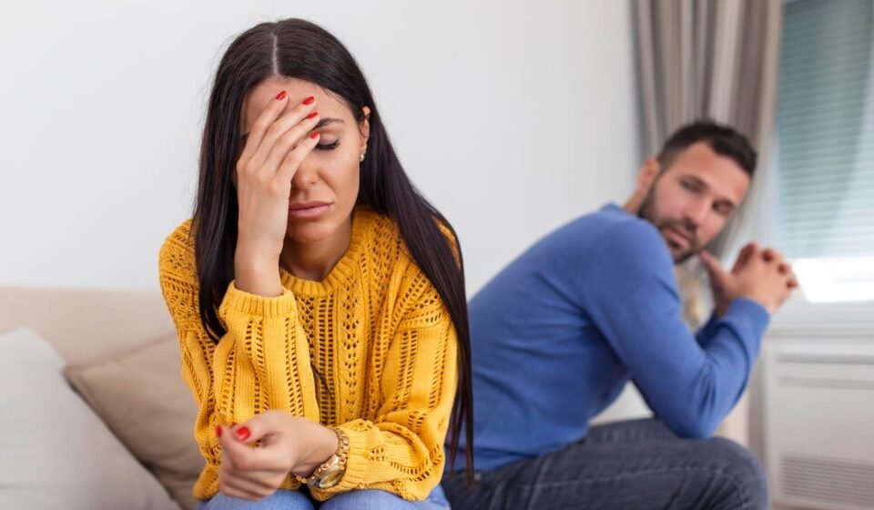 اكتئاب ما قبل الزواج: الأعراض والأسباب، العلاج اكتئاب ما قبل الزواج: الأعراض والأسباب، العلاج