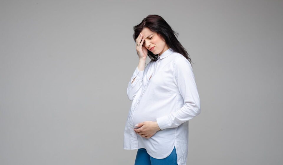 اكتئاب بداية الحمل: الأعراض والعلاج اكتئاب بداية الحمل الأعراض والعلاج