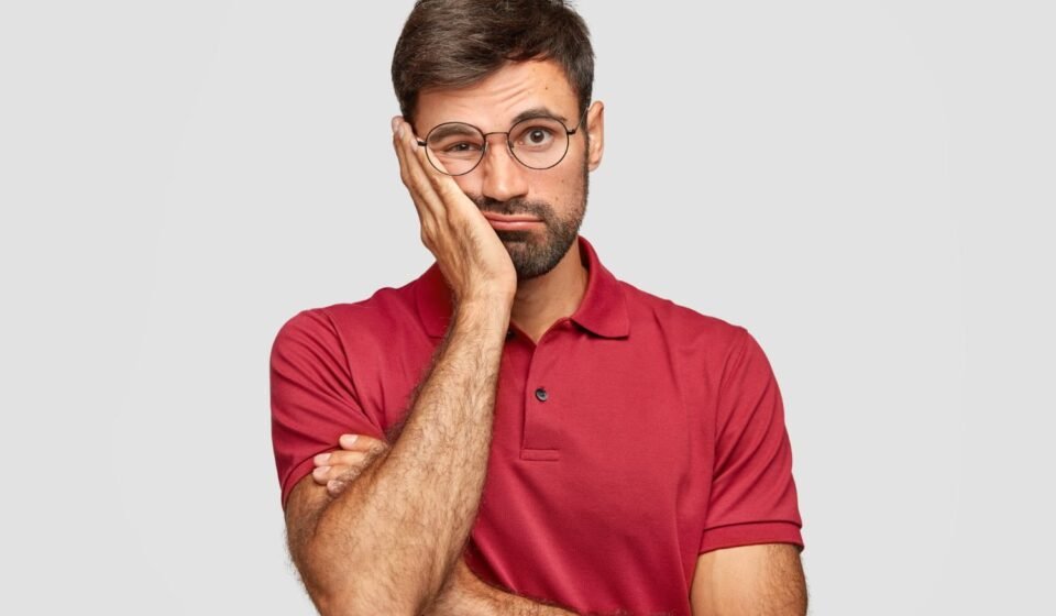 علاج الاكتئاب عند المراهقين بأفضل الطرق حل مشكلة الاكتئاب عند المراهقين بأفضل الطرق
