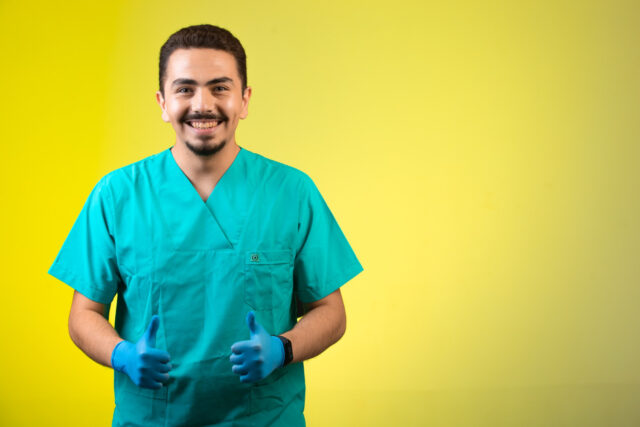 أشهر 14 دكتور نفسي في لوبيك